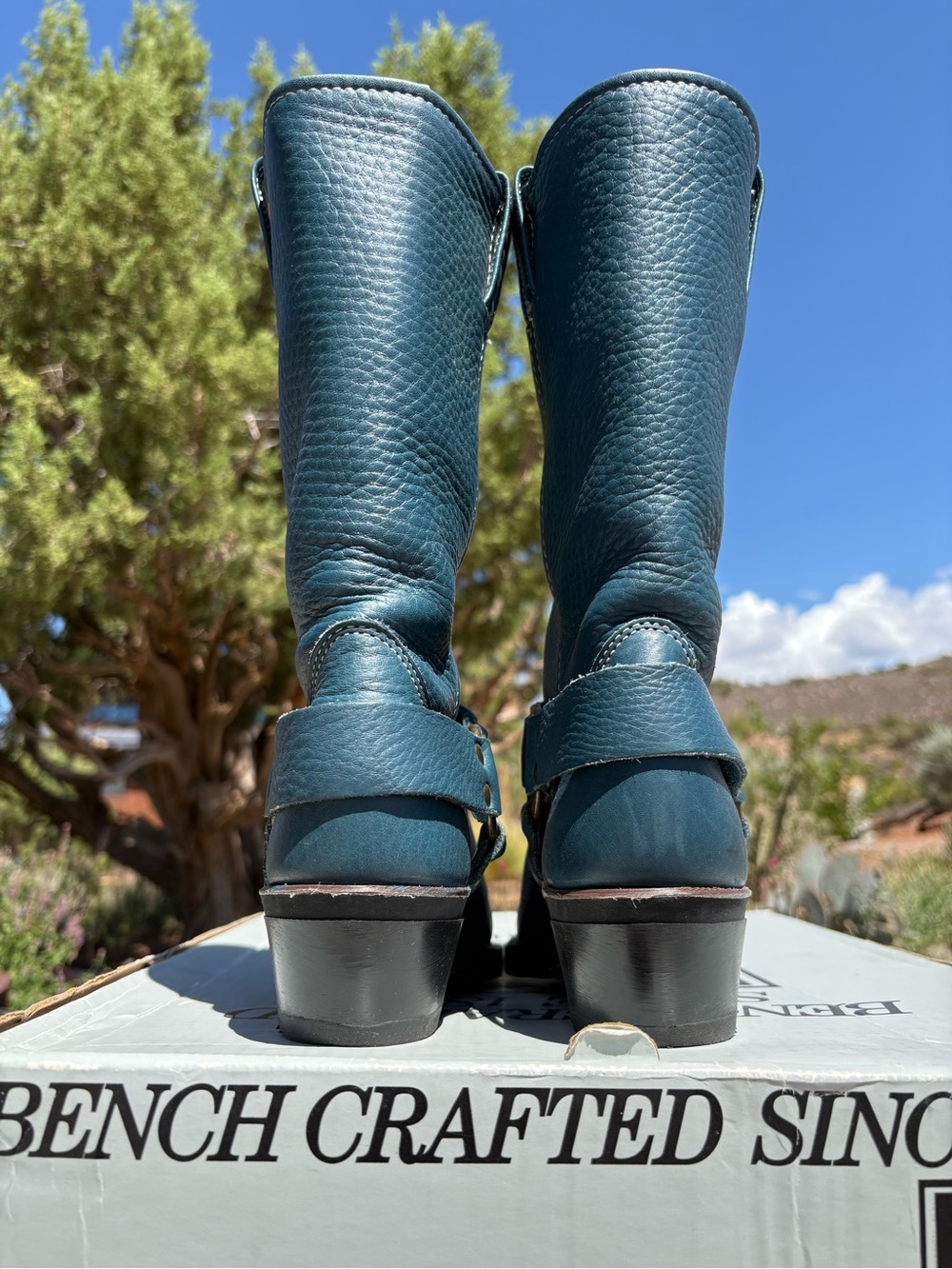FRYE 🇺🇸12R Harness Boots - Picture 7 of 16
